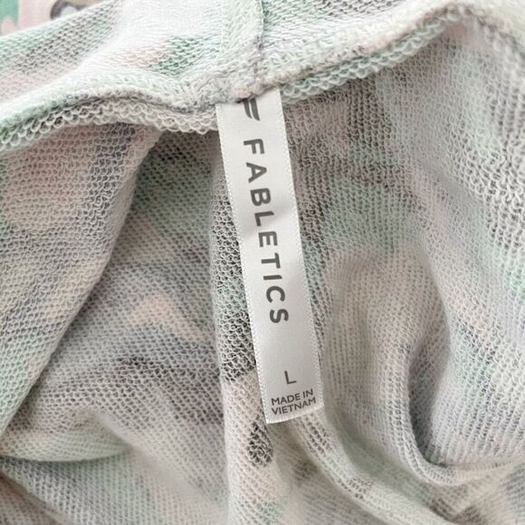 Fabletics Hallie Camo 1/2 Zip Boxy Relaxed Oversized Hoodie Pocket Sweatshirt - Picture 10 of 10
